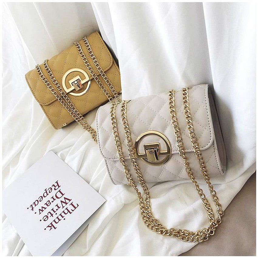 ZYB052 Timeless Elegance: Quilted Chain Shoulder Bag