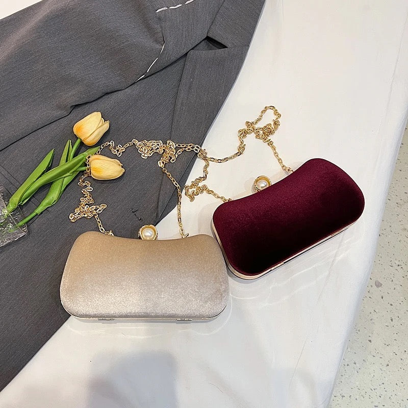 ZYB165 Gold Velvet Clutch