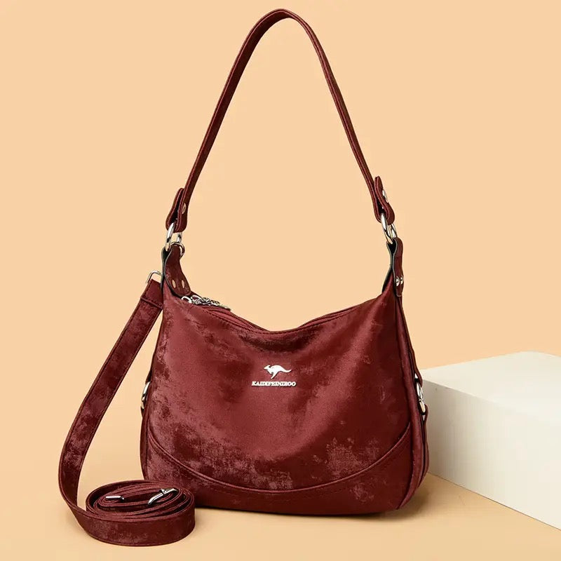 ZYB172 Versatile and Organized Shoulder Bag with a Casual Chic Vibe