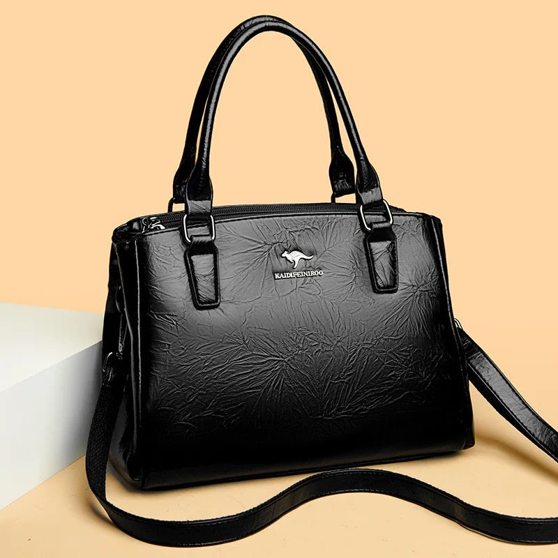 ZYB152 Timeless Elegance: The G��nova Leather Handbag