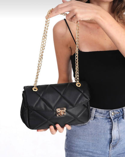 ZYB038 Chic and Compact: Mini Chain Shoulder Bag