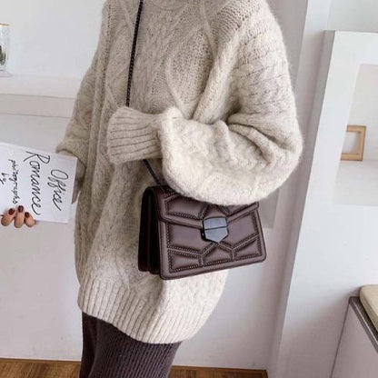 ZYB042 Versatile and Stylish: Multi-Pocket Crossbody Bag