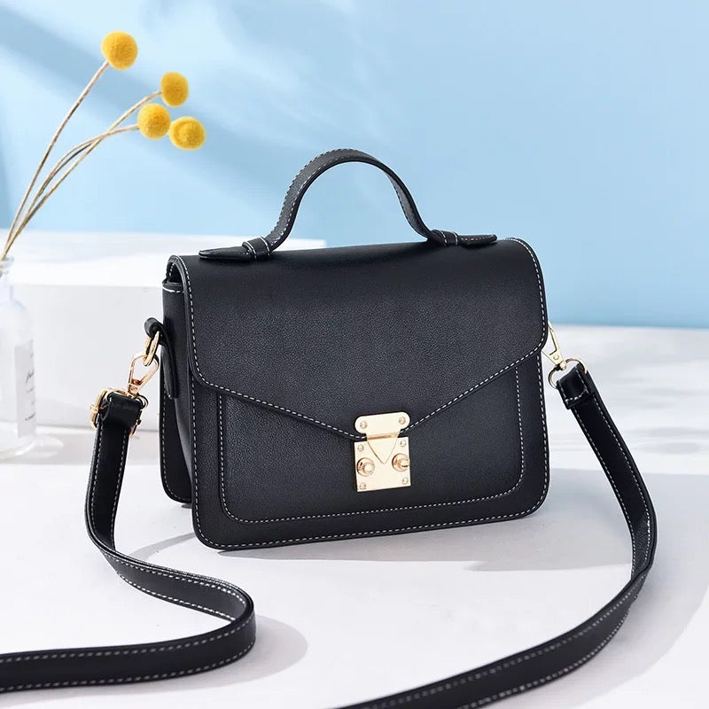 ZYB001 Sleek and Sophisticated White Purse