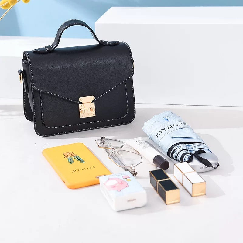 ZYB001 Sleek and Sophisticated White Purse